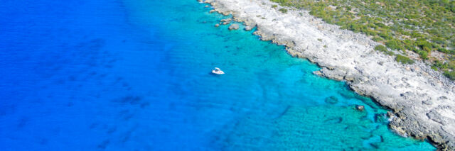 Aerial view of boat at the West Caicos Marine National Park