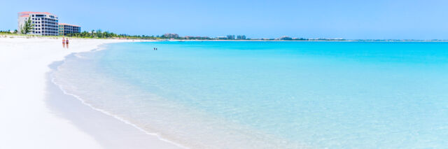 Eastern Grace Bay Beach and resort