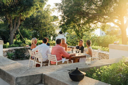 Al fresco dining at Ambergris Cay Resort