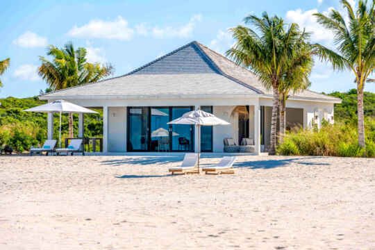 Small luxury villa on Ambergris Cay