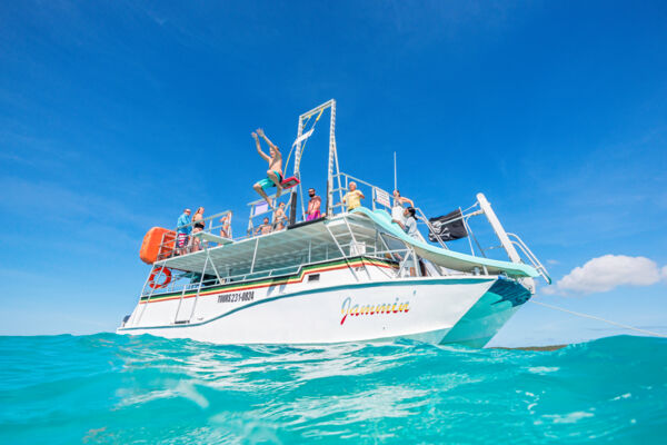 Ocean Outback tour boat