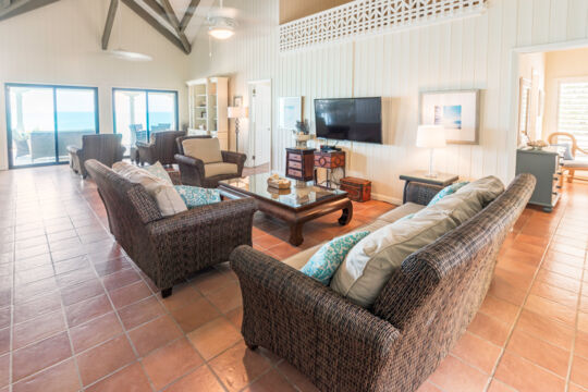 Living room in Mariposa Villa