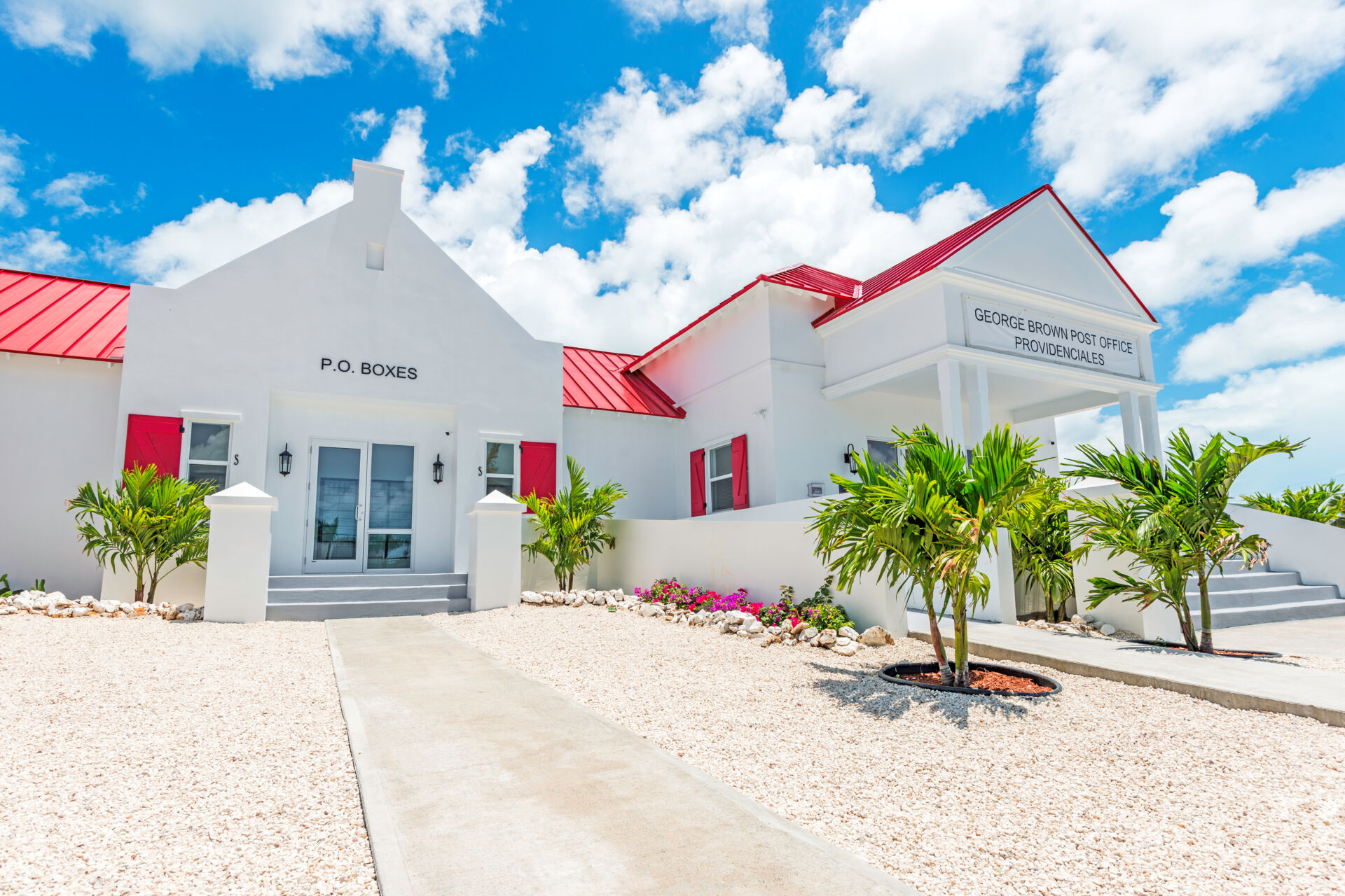 https://www.visittci.com/thing/providenciales-post-office/default_1920x1280.jpg